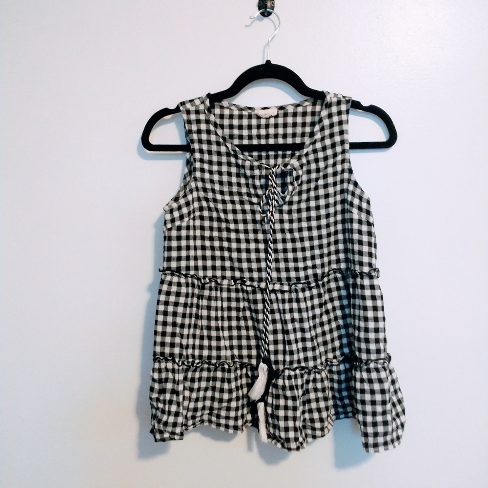 Hem & Thread gingham black and white babydoll top size small